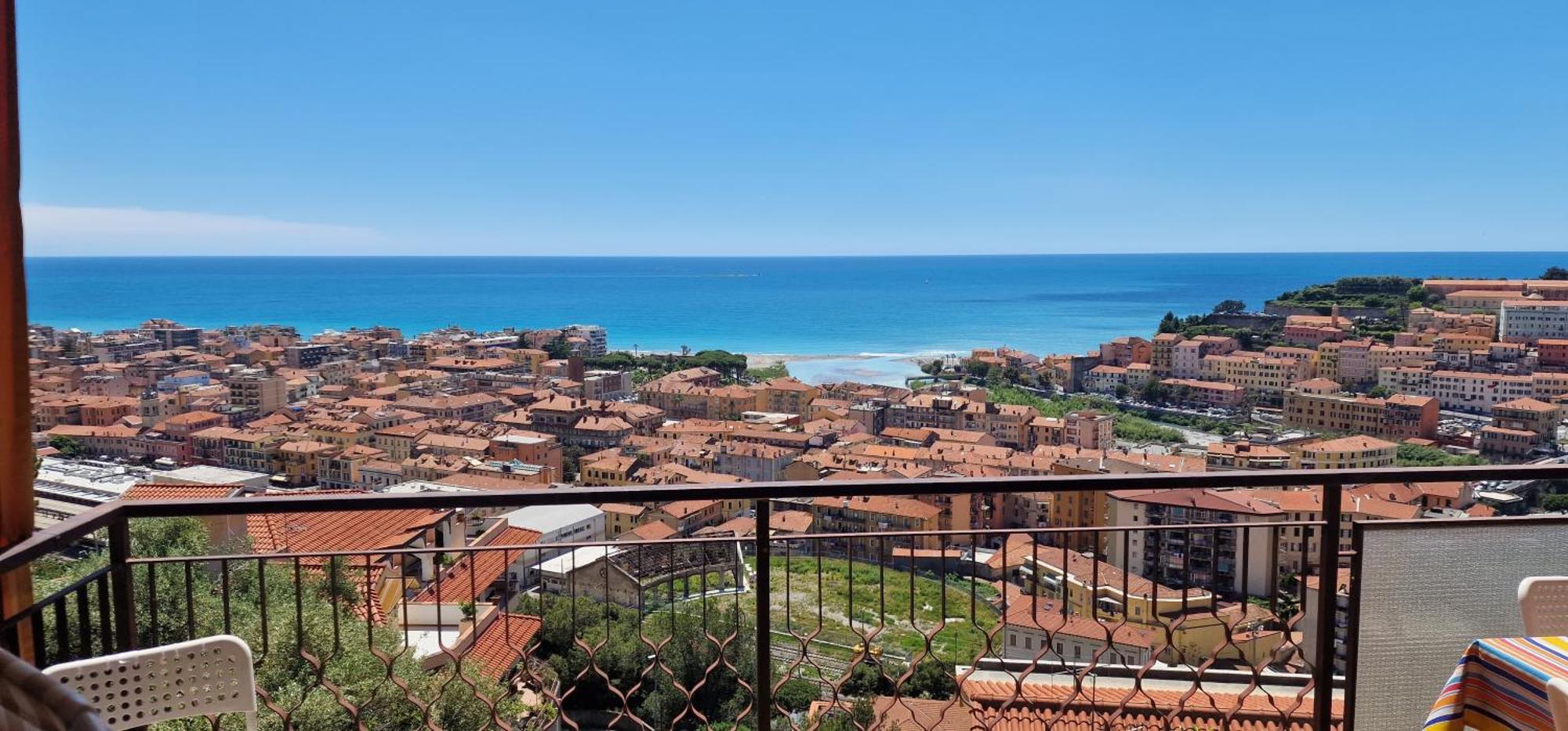 Thekeystudio, La Casa Del Mare Azzurro With Seaview Ventimiglia Dış mekan fotoğraf