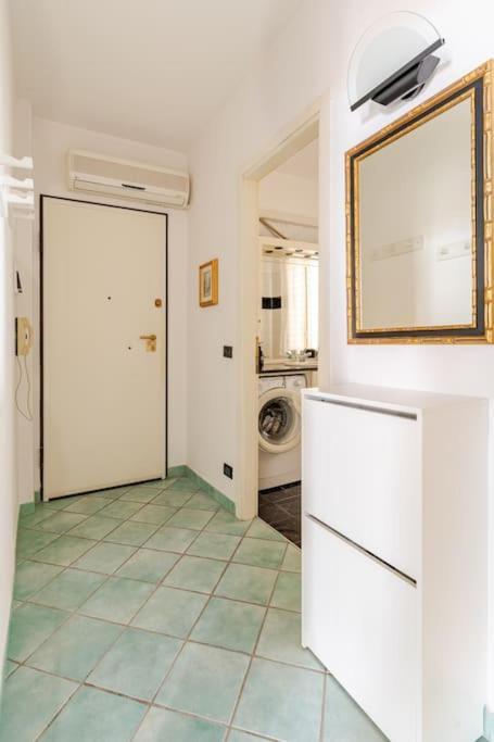 Thekeystudio, La Casa Del Mare Azzurro With Seaview Ventimiglia Dış mekan fotoğraf