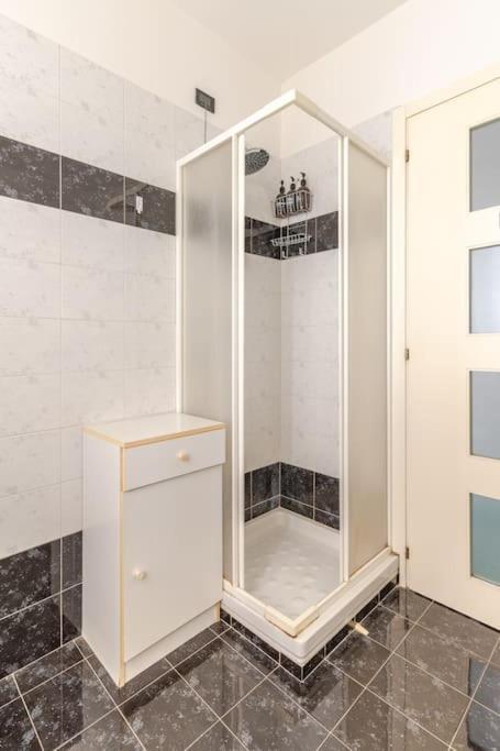 Thekeystudio, La Casa Del Mare Azzurro With Seaview Ventimiglia Dış mekan fotoğraf
