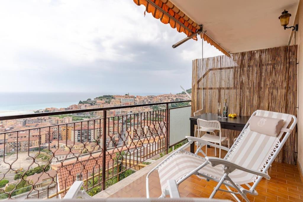 Thekeystudio, La Casa Del Mare Azzurro With Seaview Ventimiglia Dış mekan fotoğraf